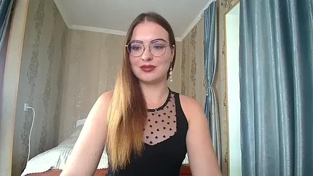 Leila_Kissyu from StripChat is Freechat