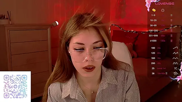 Girls: try live performances with matured performers, from dancing to quirks, in a variety of beautiful sex cams.