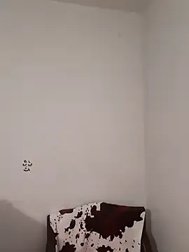 leona_sumiza from StripChat is Freechat