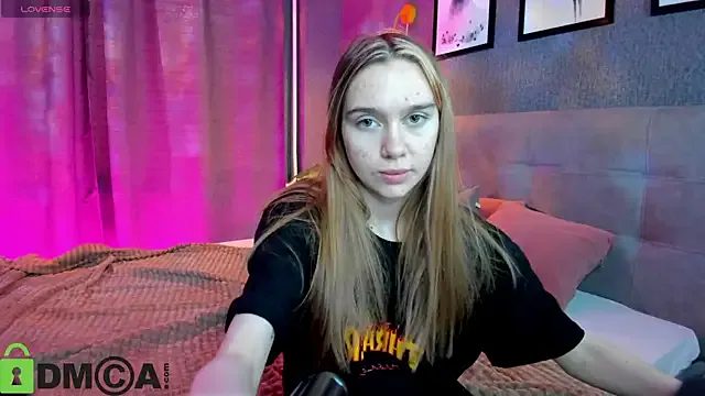 Lesi_Moonie01 from StripChat is Freechat
