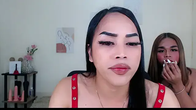 Lessandra_Lust from StripChat is Freechat