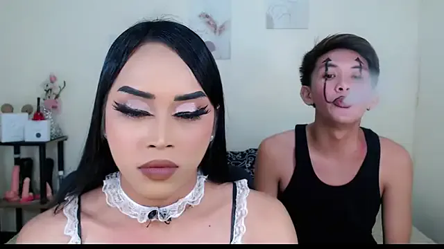 Lessandra_Lust from StripChat is Freechat