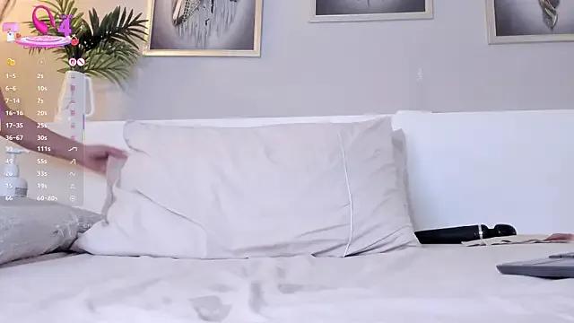 Girls: try live performances with matured performers, from dancing to quirks, in a variety of beautiful sex cams.