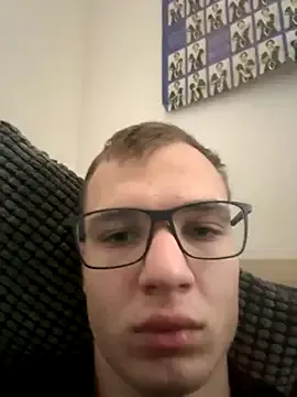 Levin_geil from StripChat is Freechat