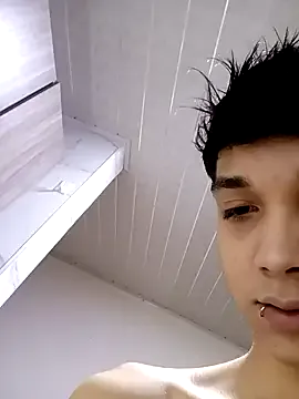 LeySmithVC from StripChat is Freechat