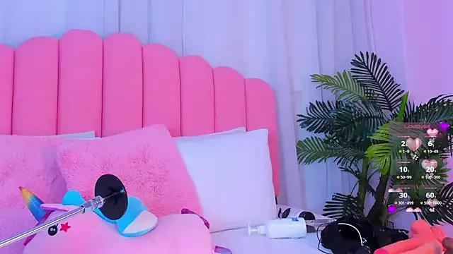 lia_queen18 from StripChat is Freechat