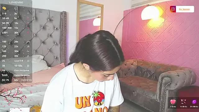 Girls: try live performances with matured performers, from dancing to quirks, in a variety of beautiful sex cams.