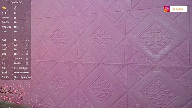 Lia_Teen from StripChat is Freechat