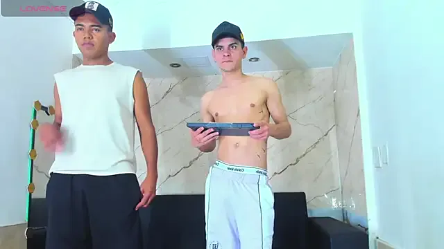 Girls: try live performances with matured performers, from dancing to quirks, in a variety of beautiful sex cams.