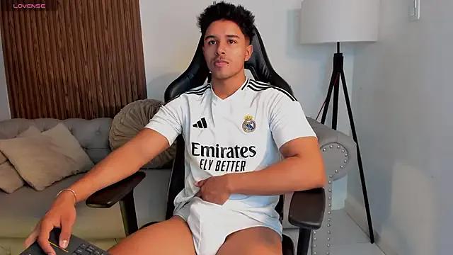 liam_collins21 from StripChat is Freechat