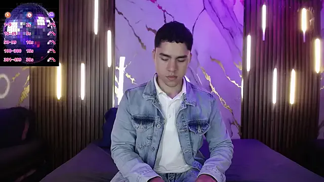 LiamNovak from StripChat is Freechat