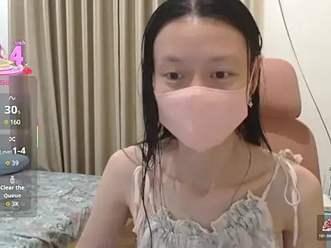 Lil-Cherries from StripChat is Freechat