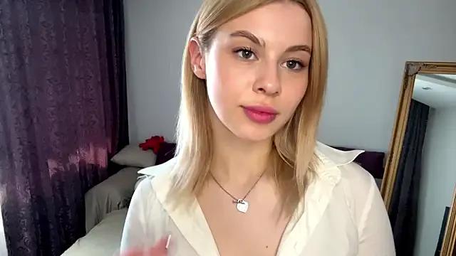 Lil_Elisa from StripChat