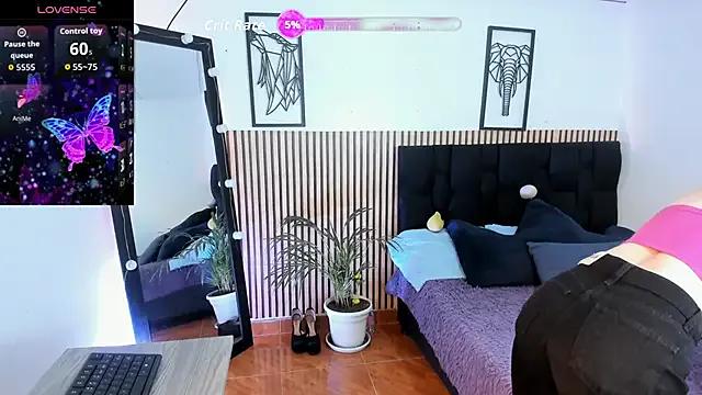 LILA_ELLIOT from StripChat is Freechat