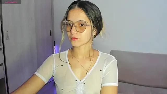 Lilacutte_ from StripChat