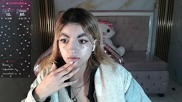 Girls: try live performances with matured performers, from dancing to quirks, in a variety of beautiful sex cams.