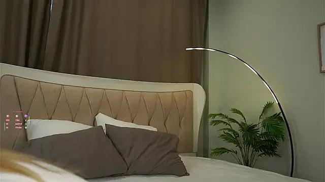 LillianLester from StripChat is Freechat