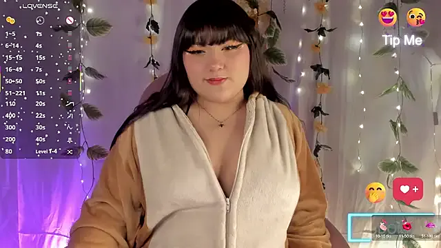 limoncito_blossom from StripChat is Freechat