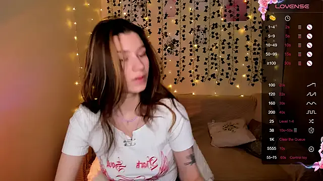 Girls: try live performances with matured performers, from dancing to quirks, in a variety of beautiful sex cams.