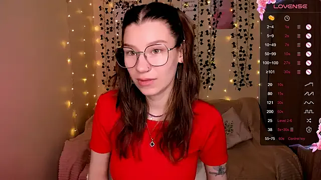 Girls: try live performances with matured performers, from dancing to quirks, in a variety of beautiful sex cams.