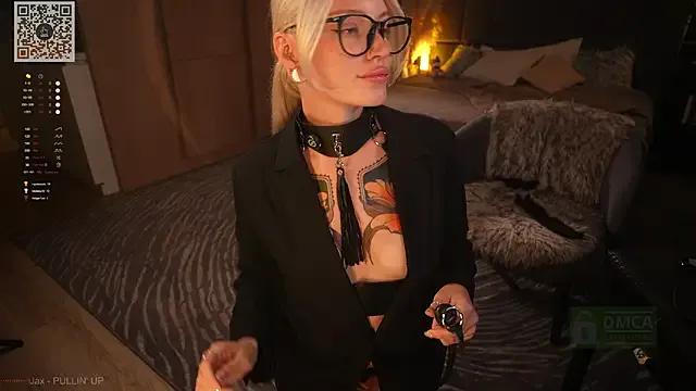 Girls: try live performances with matured performers, from dancing to quirks, in a variety of beautiful sex cams.