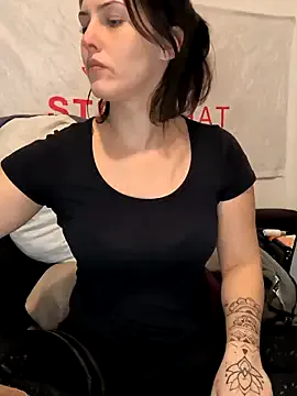 Girls: try live performances with matured performers, from dancing to quirks, in a variety of beautiful sex cams.