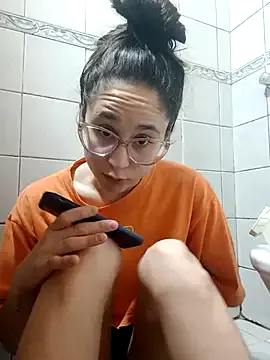 linameii from StripChat is Freechat