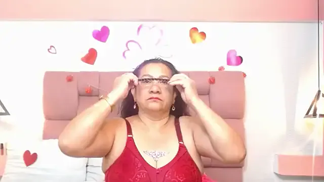 Girls: try live performances with matured performers, from dancing to quirks, in a variety of beautiful sex cams.