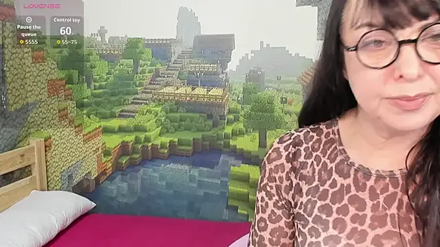 Girls: try live performances with matured performers, from dancing to quirks, in a variety of beautiful sex cams.