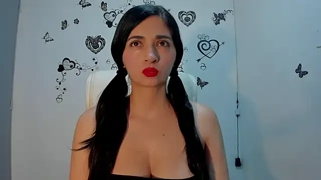 Linisprincehot69 from StripChat is Freechat