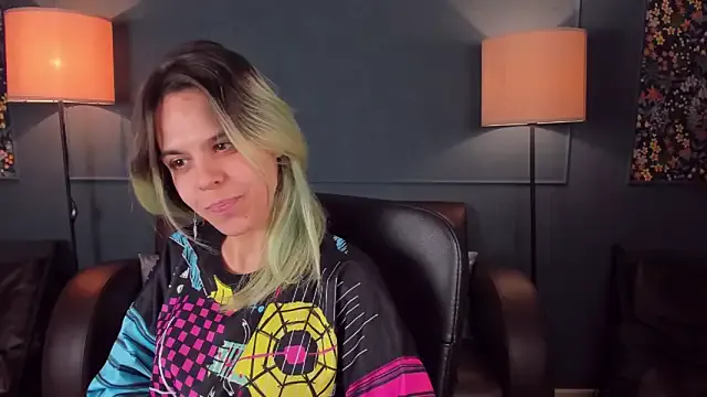 LiraBelle from StripChat is Freechat