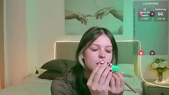 Girls: try live performances with matured performers, from dancing to quirks, in a variety of beautiful sex cams.