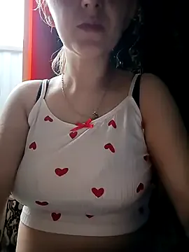 Lissa213 from StripChat is Freechat