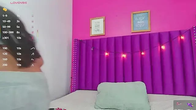 Girls: try live performances with matured performers, from dancing to quirks, in a variety of beautiful sex cams.