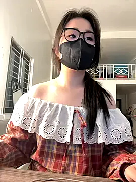 Livender_2x from StripChat is Freechat