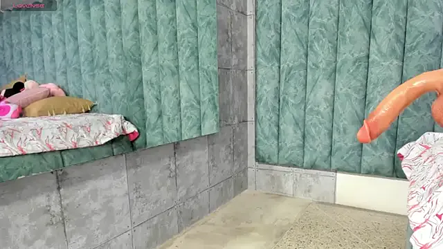 LizzyOlsen from StripChat is Freechat