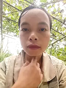 Lmaylili from StripChat is Freechat