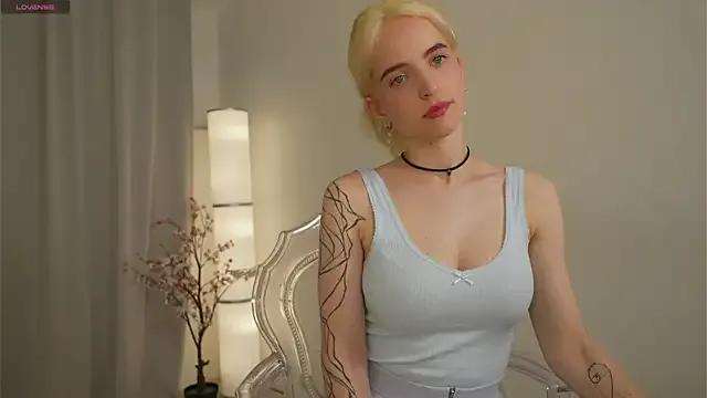 Lolly_pie from StripChat
