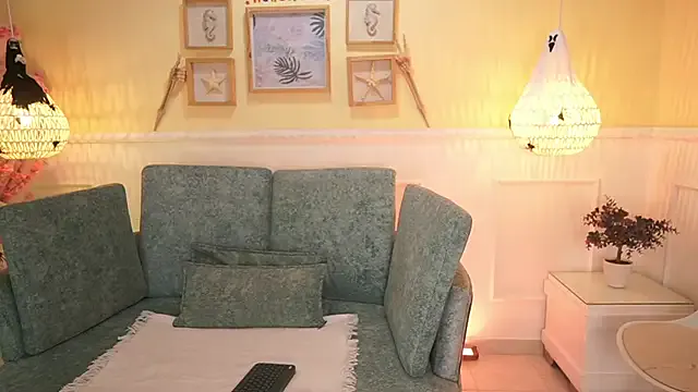 LoonaNyx from StripChat is Freechat