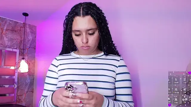 Girls: try live performances with matured performers, from dancing to quirks, in a variety of beautiful sex cams.