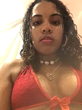 Lorennapires from StripChat is Freechat