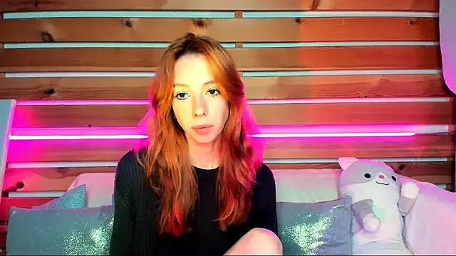 Lori_Williams from StripChat is Freechat