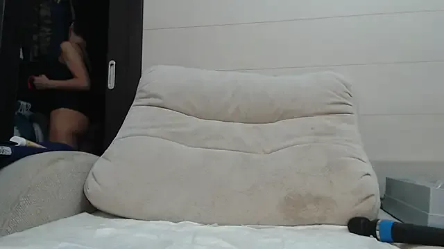 Lorine_Kelli from StripChat is Freechat