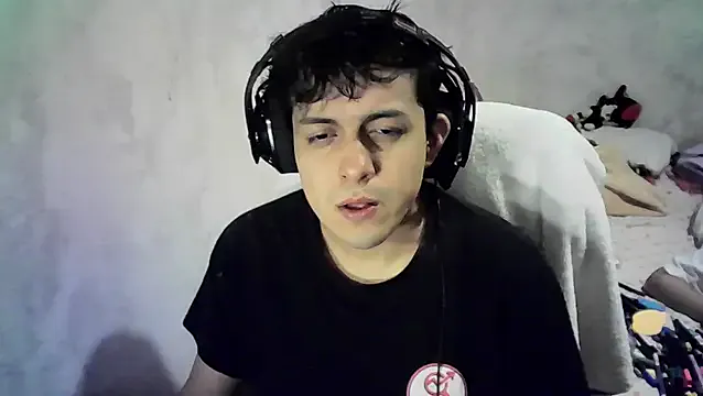 LosPatronesuwu from StripChat is Freechat