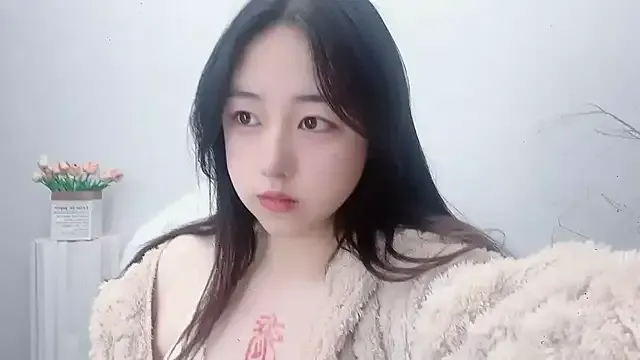 Love-hanzaizai718 from StripChat is Freechat