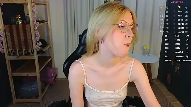 Girls: try live performances with matured performers, from dancing to quirks, in a variety of beautiful sex cams.