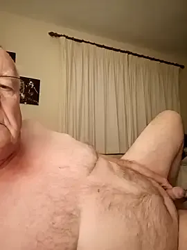 loveeatingcunts from StripChat is Freechat