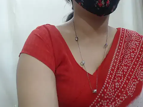 Lovely_Siri_23 from StripChat is Freechat