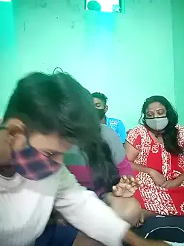 LoveOnStream from StripChat is Freechat