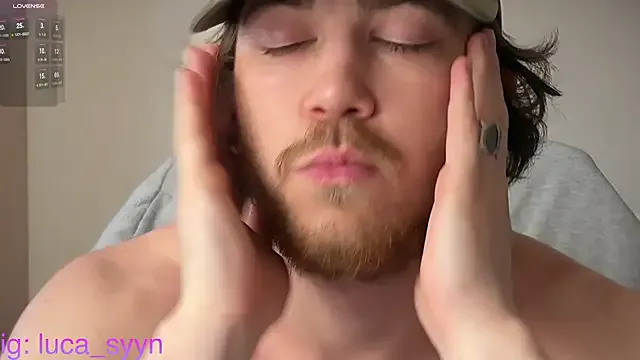 luca_syn from StripChat is Freechat